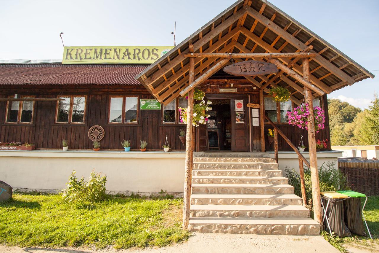 Hostel Kremenaros Ustrzyki Górne Exterior foto