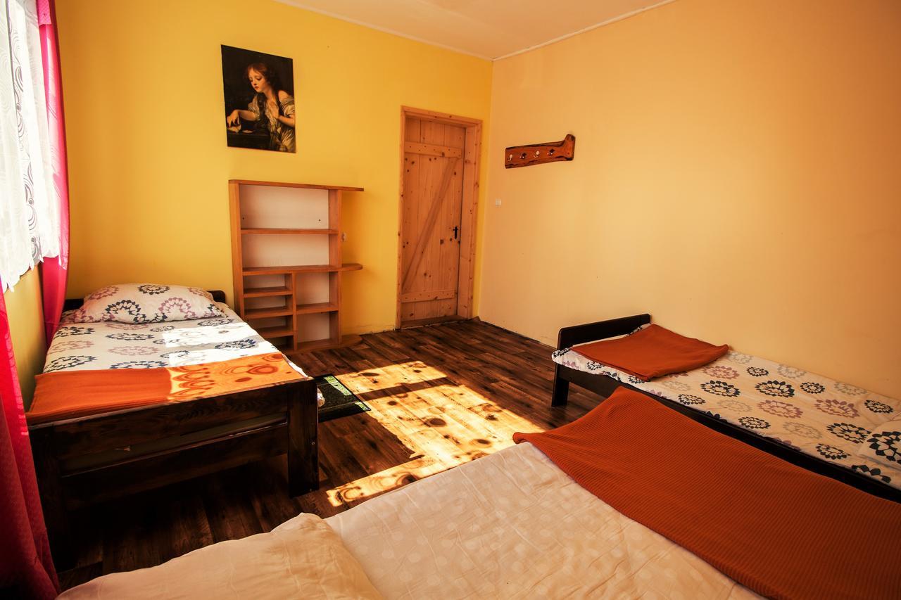 Hostel Kremenaros Ustrzyki Górne Exterior foto